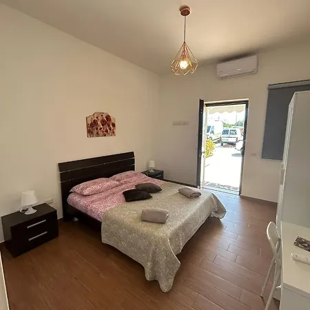 Guest house Park And House Sopramarzo Bari